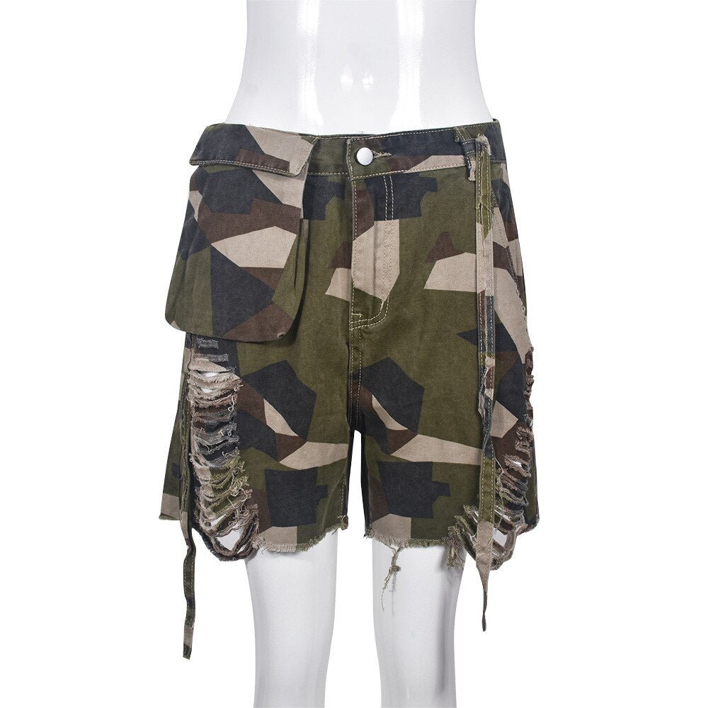 Streetwear Pocket Ditsy Ripped Camouflage Shorts